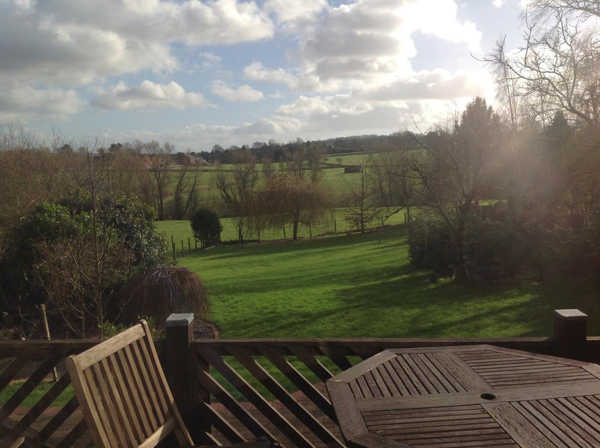 Redroofs Bed & Breakfast Tenbury Eksteriør bilde